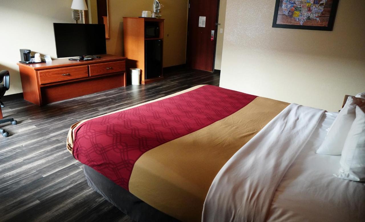 Econo Lodge Inn & Suites Kearney Exteriér fotografie