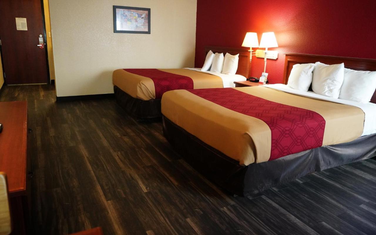 Econo Lodge Inn & Suites Kearney Exteriér fotografie