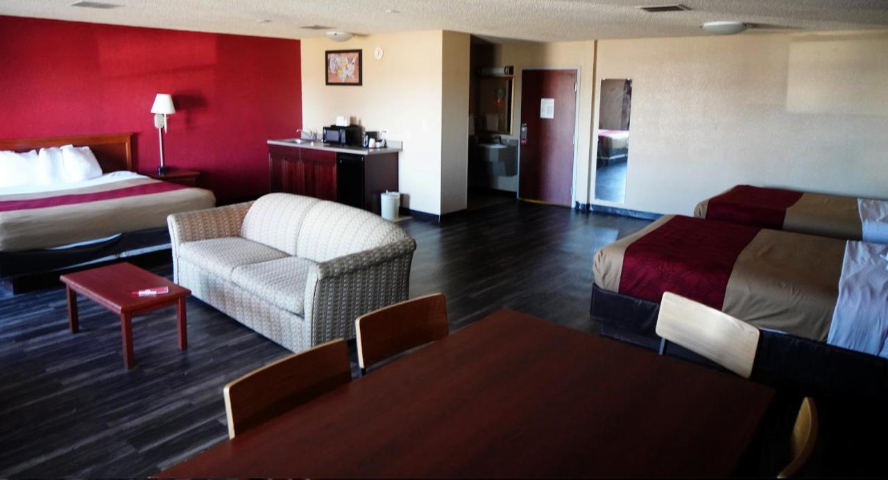 Econo Lodge Inn & Suites Kearney Exteriér fotografie