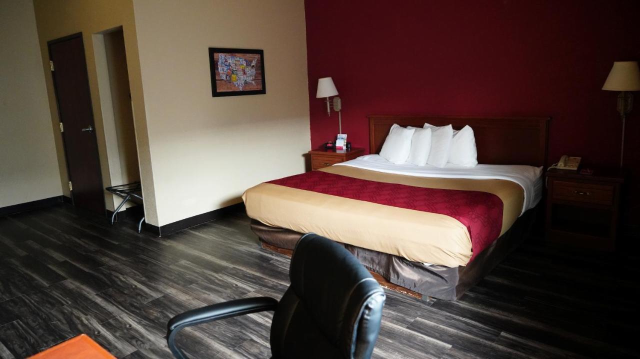 Econo Lodge Inn & Suites Kearney Exteriér fotografie