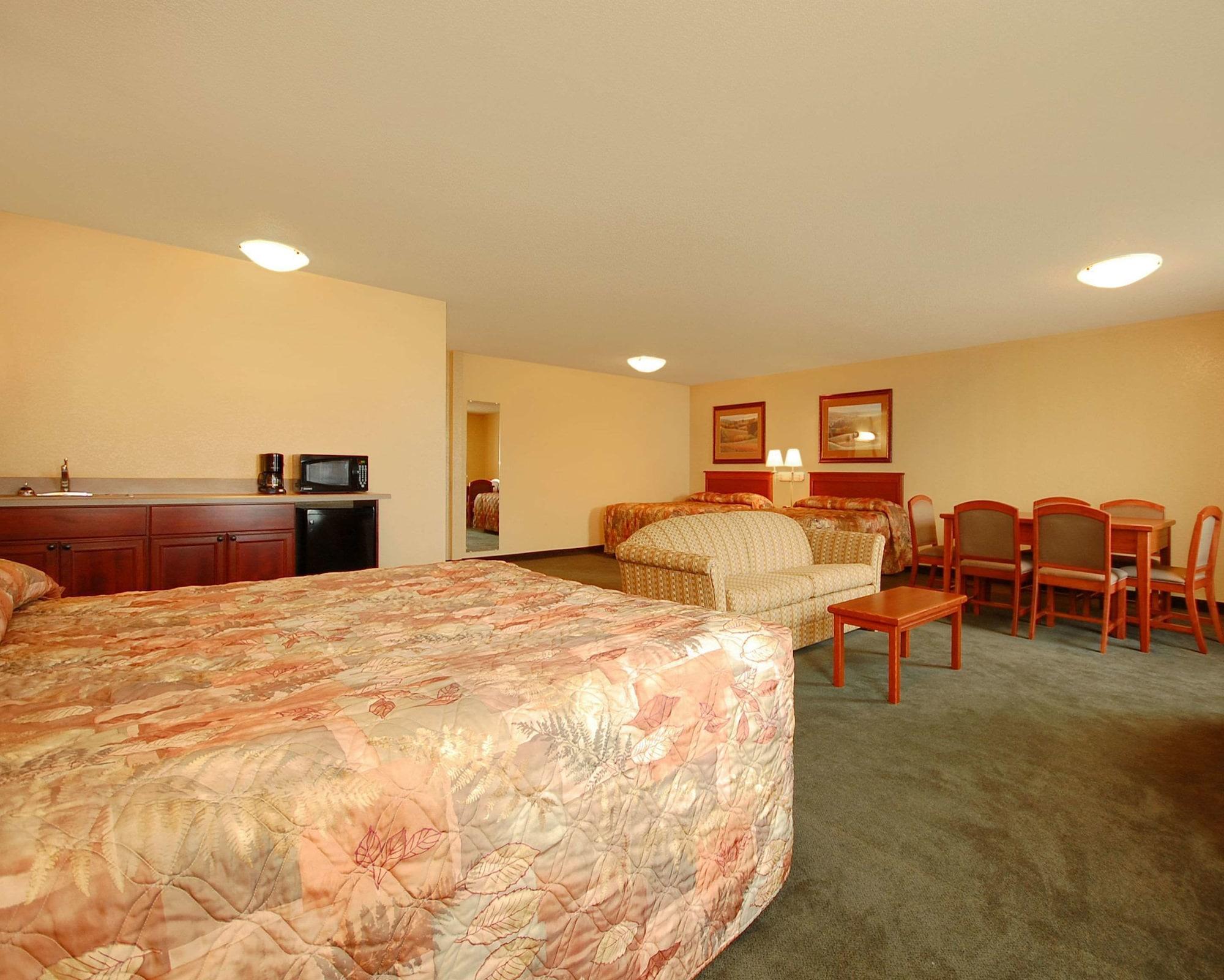 Econo Lodge Inn & Suites Kearney Exteriér fotografie