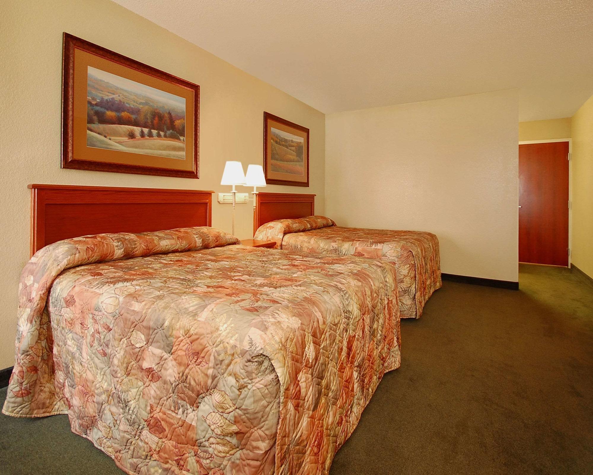 Econo Lodge Inn & Suites Kearney Exteriér fotografie